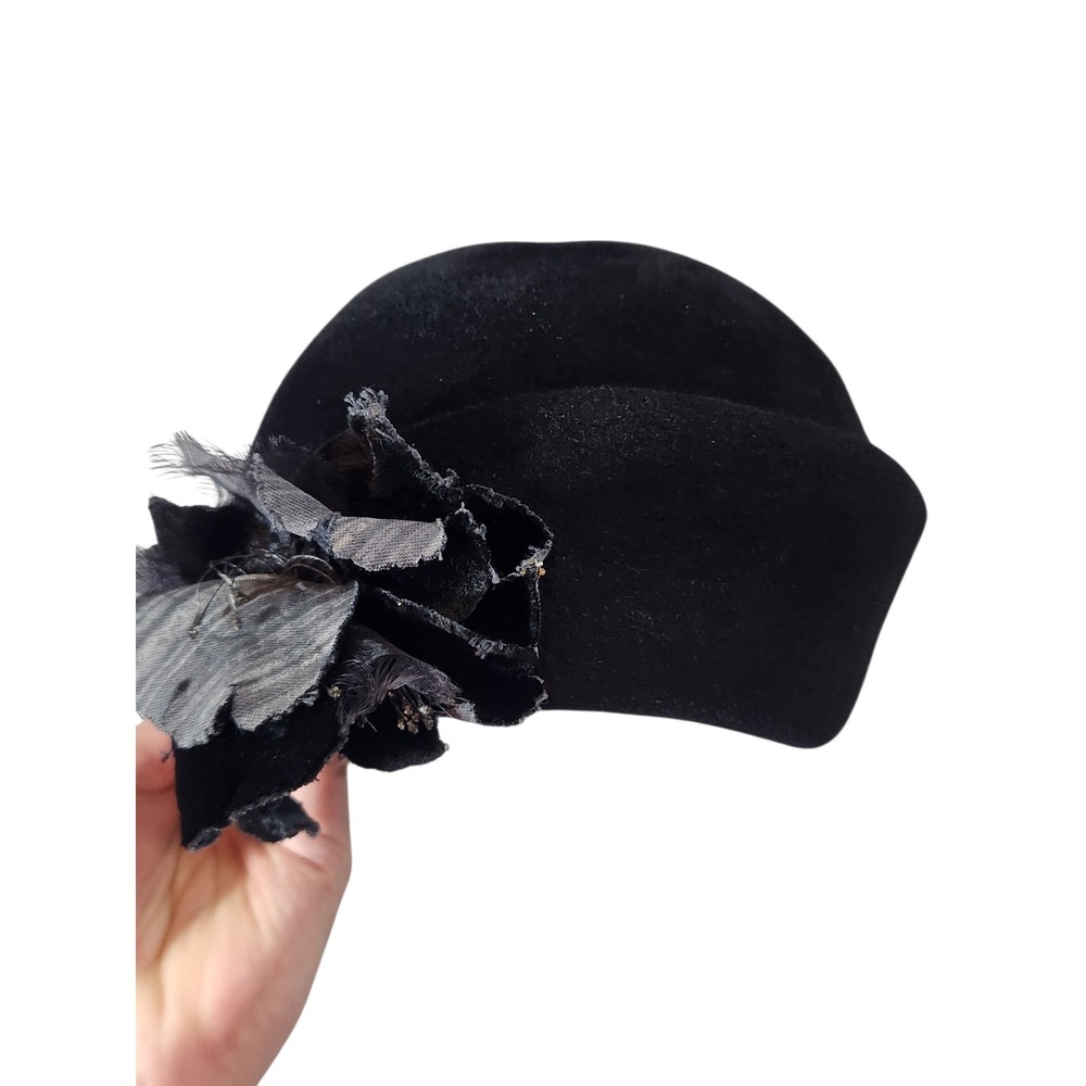 Louise Green Pillbox Hat Womens OS Black Felt Floral Accent Vintage Style USA